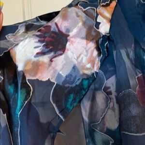 White House black market scarf